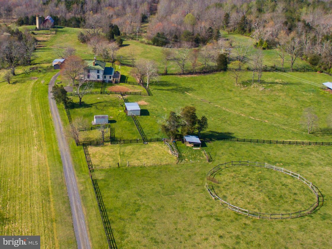 10383 Cliff Mills Road Marshall, VA 20115 - Photo 23 of 30 House, run-in, round pen, large barn, silo