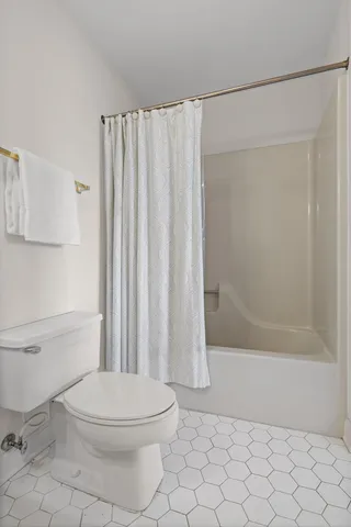 $2,900 | 565 Winterview Lane, Chattanooga, TN 37409