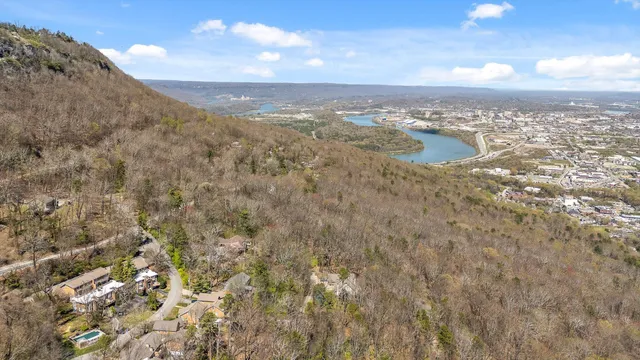 $2,900 | 565 Winterview Lane, Chattanooga, TN 37409