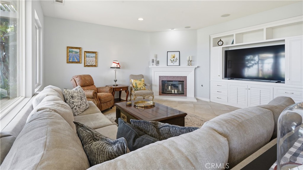 17076 1st Street Riverside, CA 92503 - Photo 19 of 50