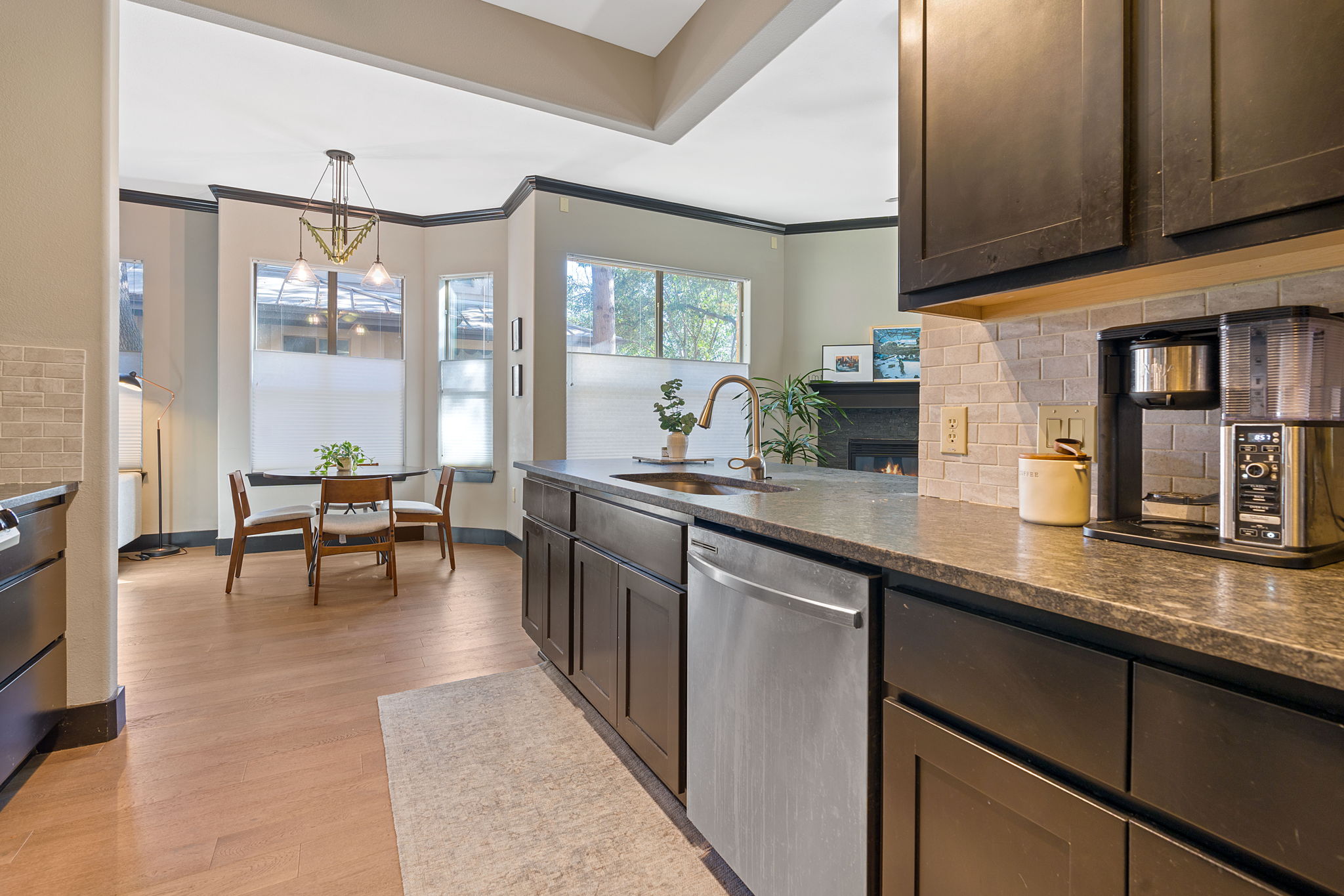 2216 Thornton Road, Unit 211 Austin, TX 78704 - Photo 9 of 21