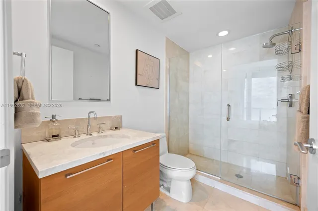 $10,000 | 17001 Collins Avenue, Unit 3507, Sunny Isles Beach, FL 33160