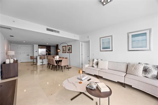 $10,000 | 17001 Collins Avenue, Unit 3507, Sunny Isles Beach, FL 33160