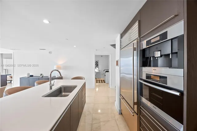 $10,000 | 17001 Collins Avenue, Unit 3507, Sunny Isles Beach, FL 33160