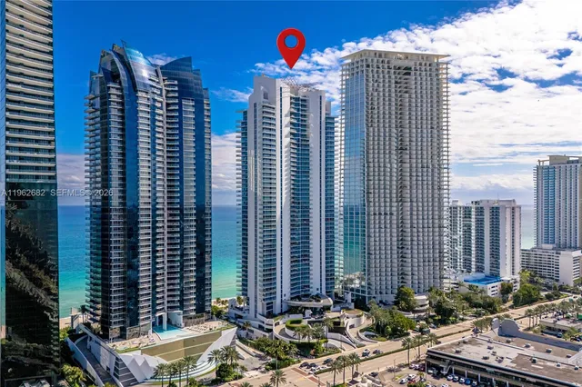 $10,000 | 17001 Collins Avenue, Unit 3507, Sunny Isles Beach, FL 33160