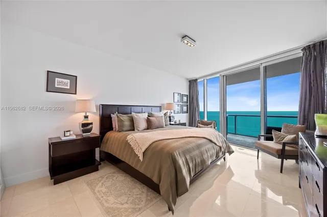 $10,000 | 17001 Collins Avenue, Unit 3507, Sunny Isles Beach, FL 33160