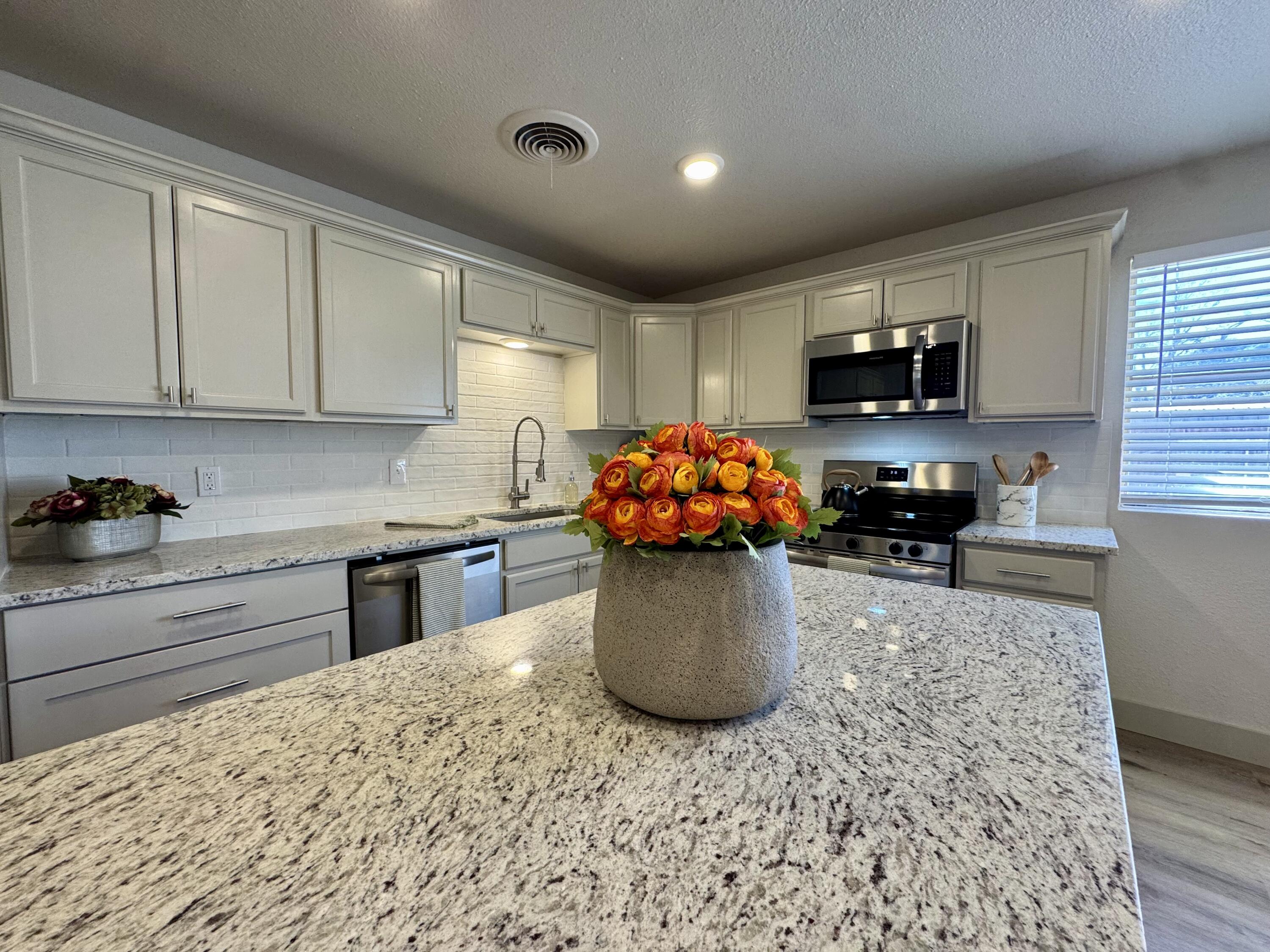 3102 Aberdeen Avenue Lubbock, TX 79407 - Photo 11 of 56 Photo Mar 02 2026, 2 40 21 PM