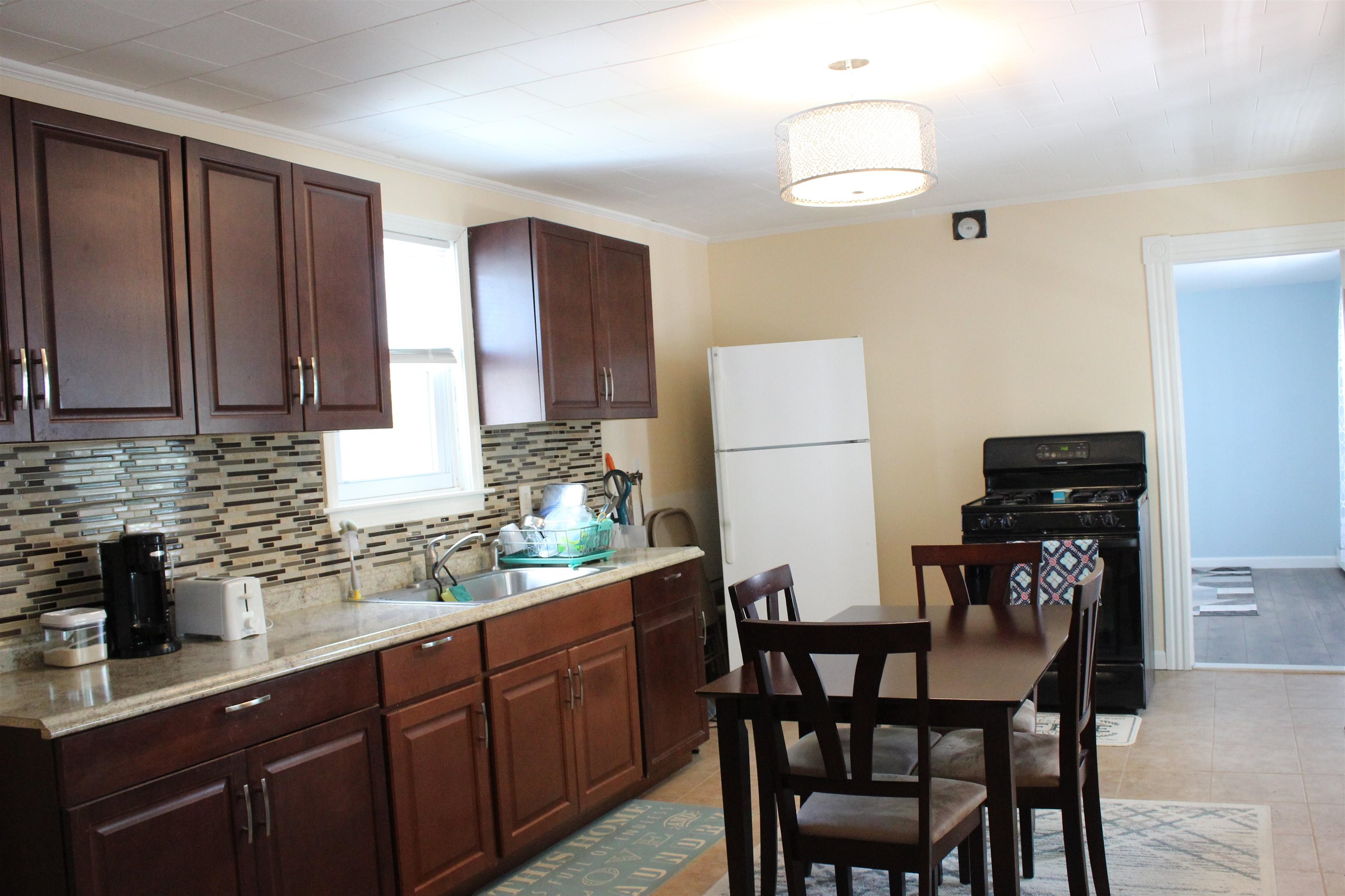 601 Green Street Manchester, NH 03103 - Photo 21 of 40