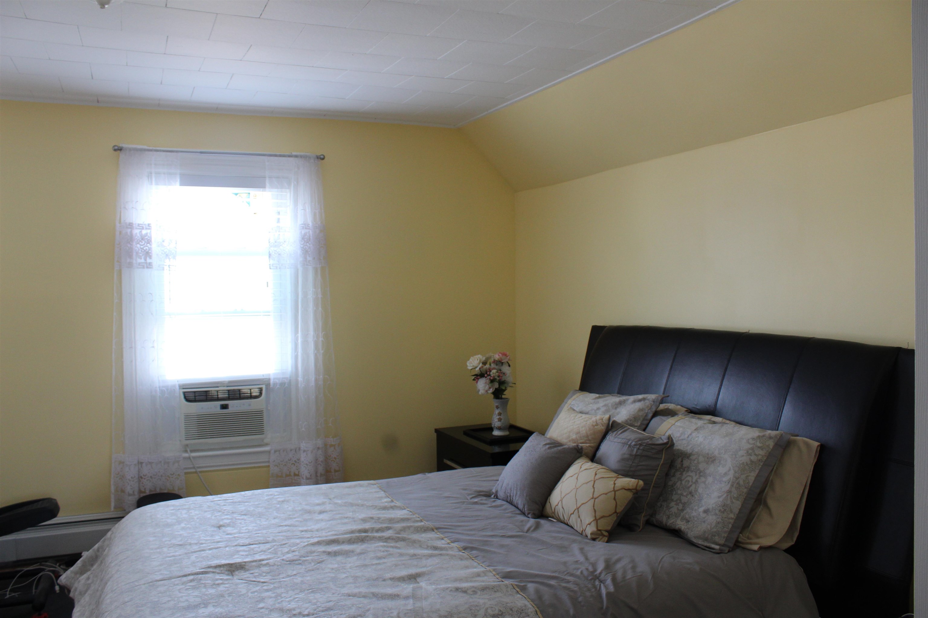 601 Green Street Manchester, NH 03103 - Photo 26 of 40