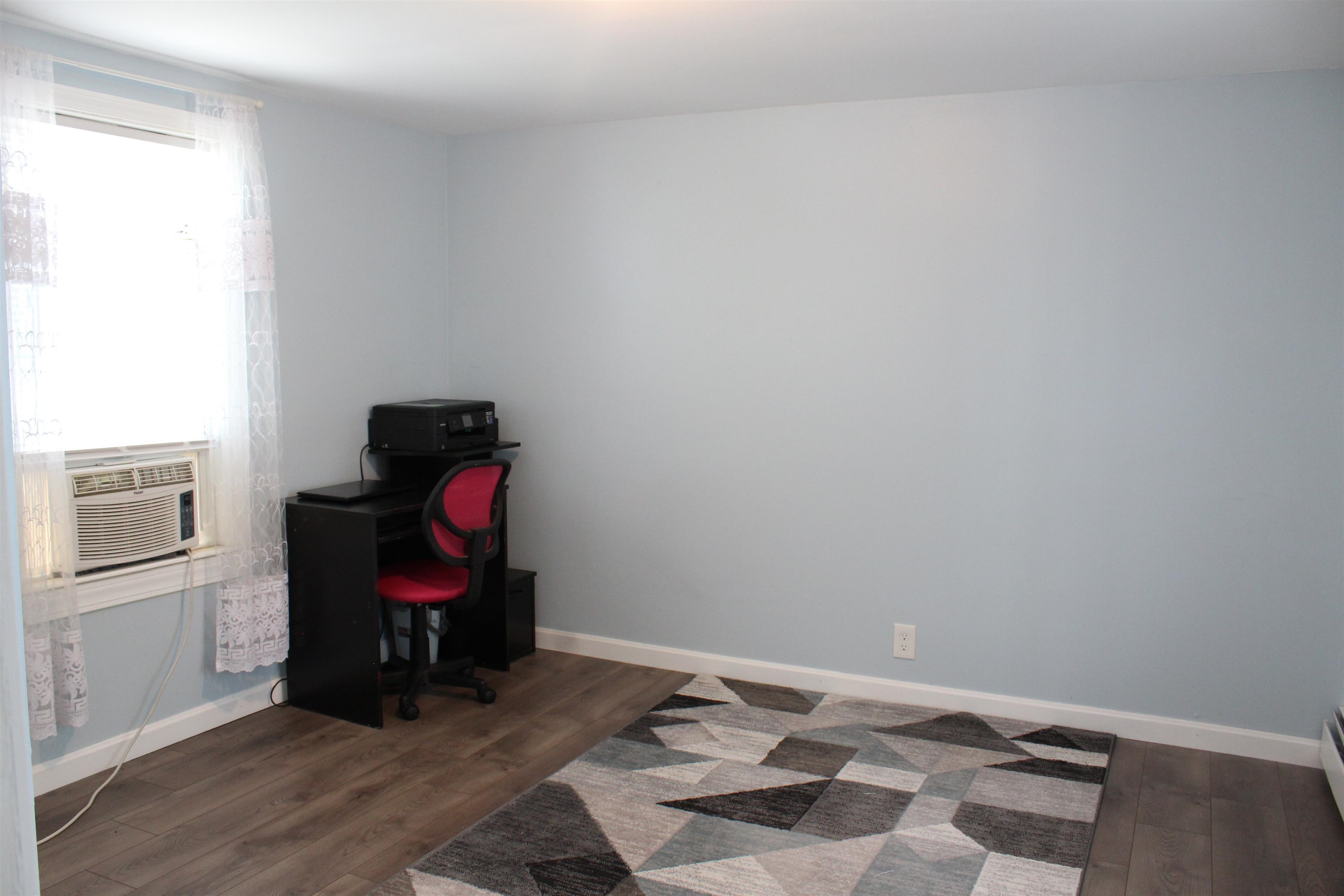 601 Green Street Manchester, NH 03103 - Photo 32 of 40