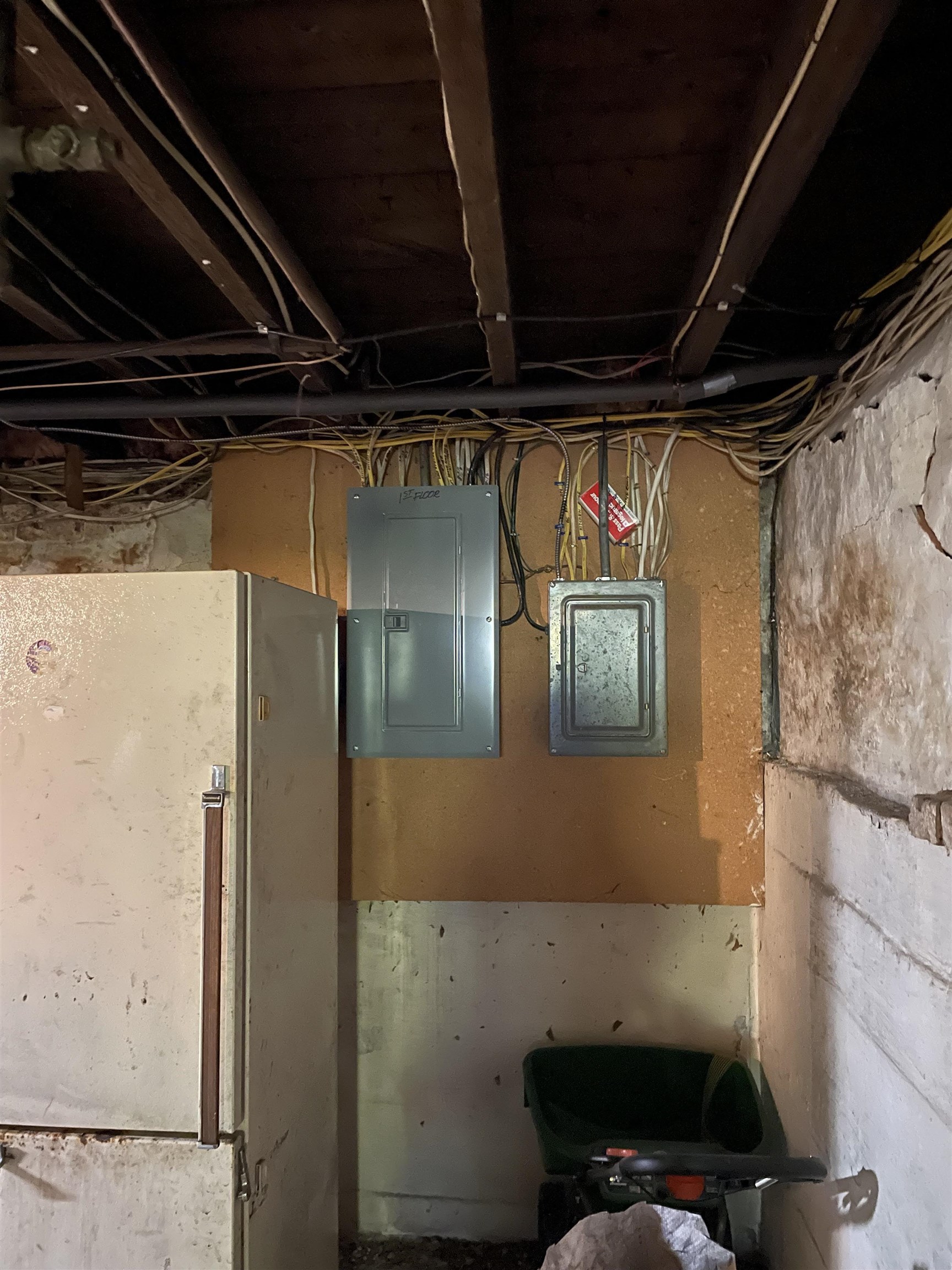 601 Green Street Manchester, NH 03103 - Photo 38 of 40