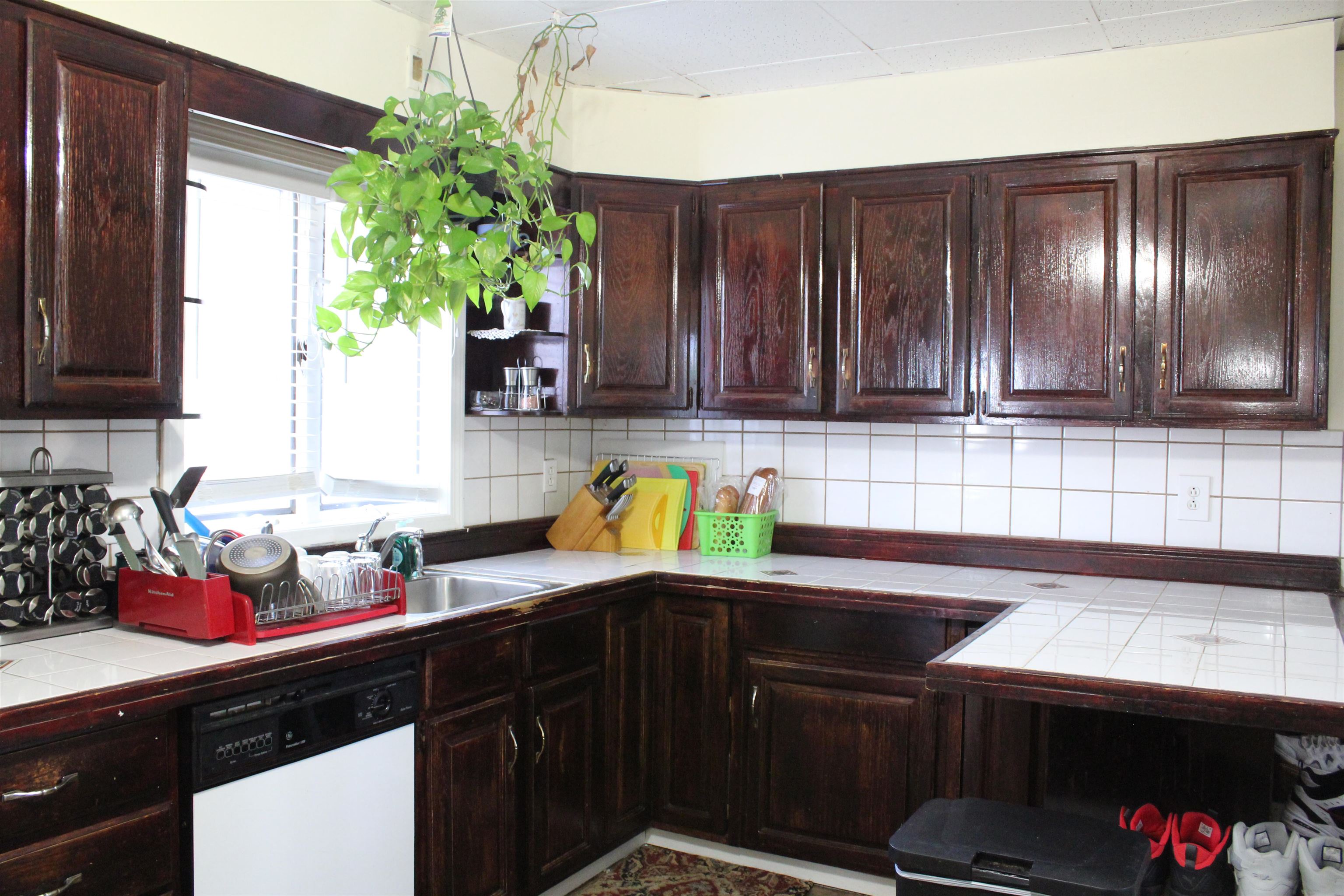 601 Green Street Manchester, NH 03103 - Photo 5 of 40