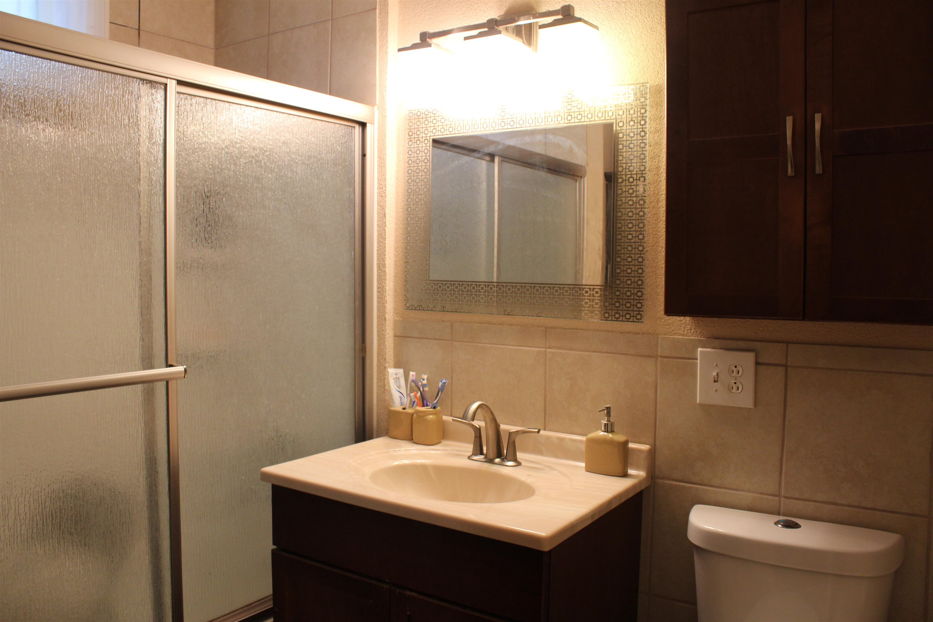 601 Green Street Manchester, NH 03103 - Photo 7 of 40