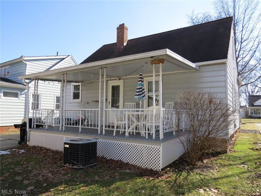 2006 Lorimer Road Cleveland, OH 44134 - Photo 27 of 35