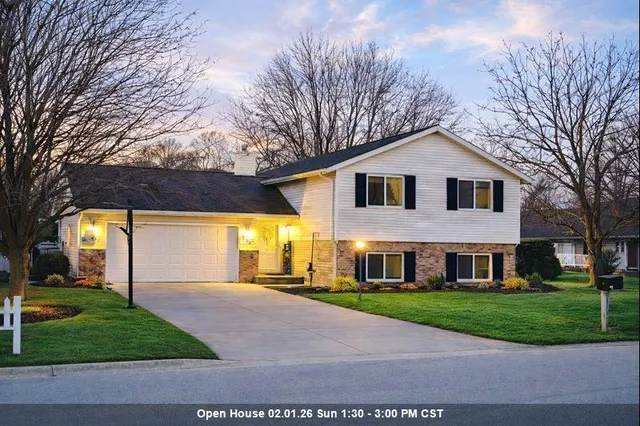 $349,900 | 828 Pleasant Way, Seymour, WI 54165