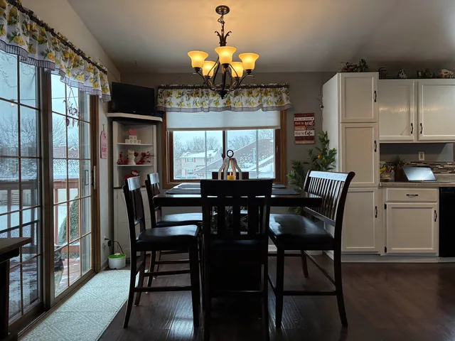 $349,900 | 828 Pleasant Way, Seymour, WI 54165