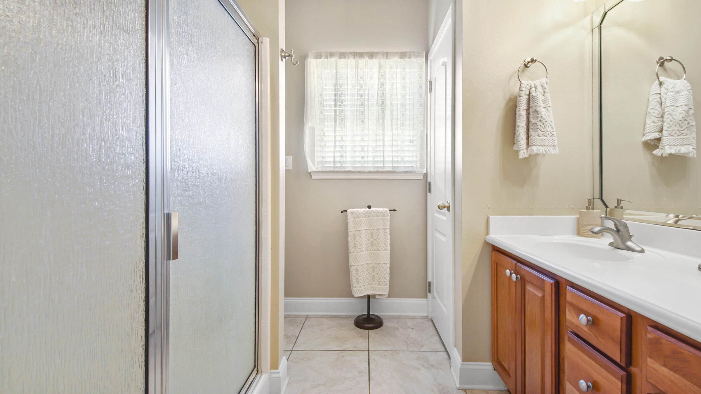 1054 Roxanna Road Fort Walton Beach, FL 32547 - Photo 25 of 29 DSC02183