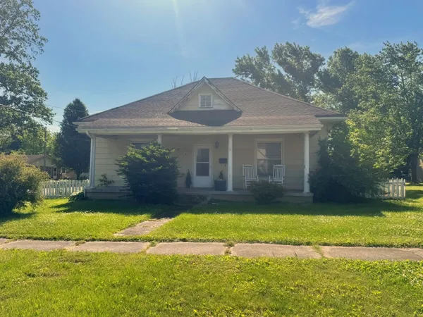 $69,900 | 1120 Girard Street, Metropolis, IL 62960