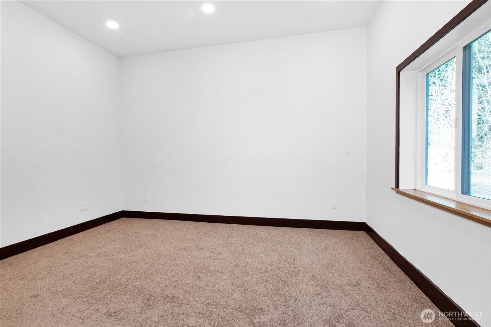 1232 Southwest J H Road Port Orchard, WA 98367 - Photo 19 of 26 Gallery Image 19