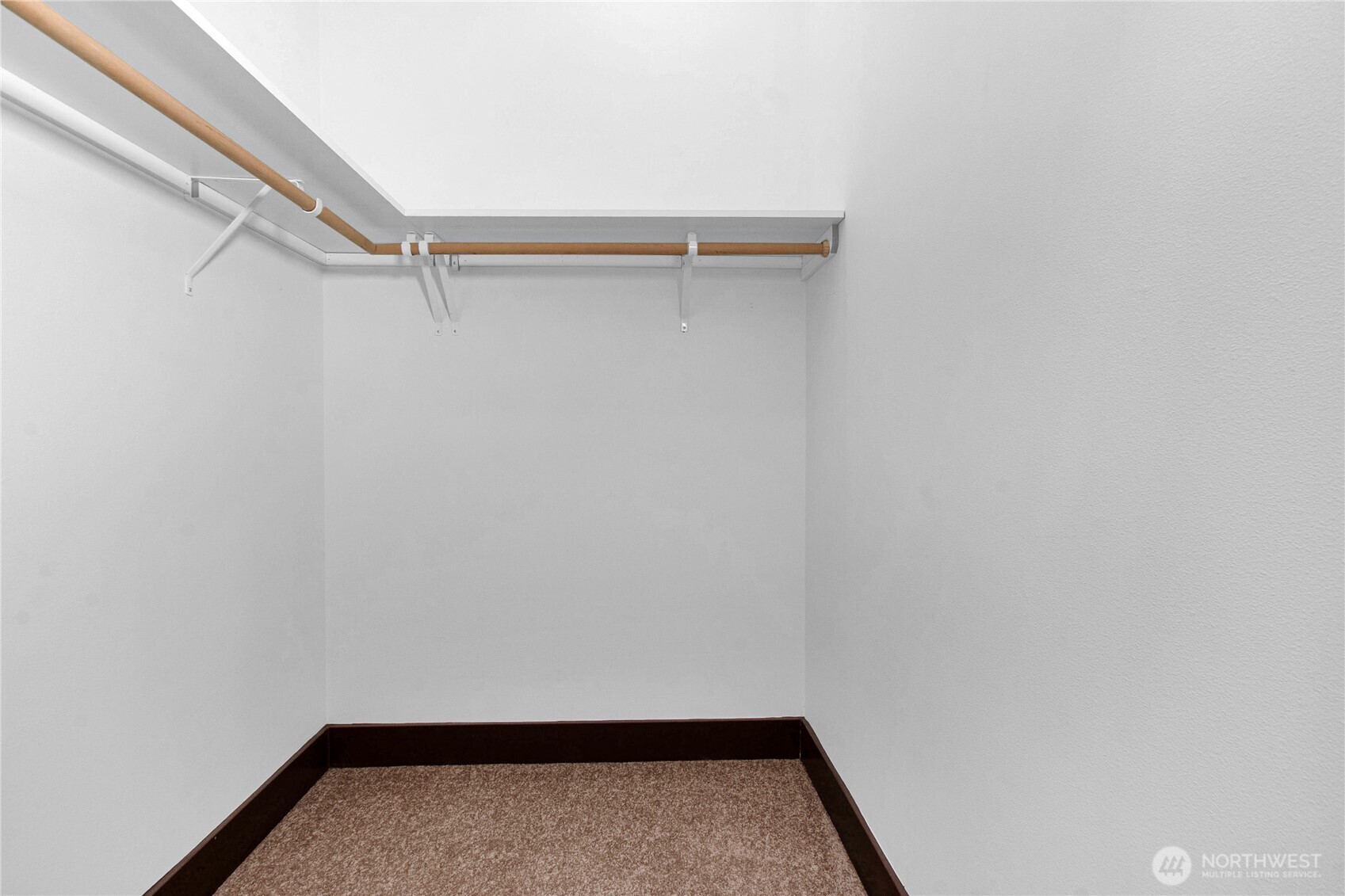 1232 Southwest J H Road Port Orchard, WA 98367 - Photo 20 of 26 Gallery Image 20