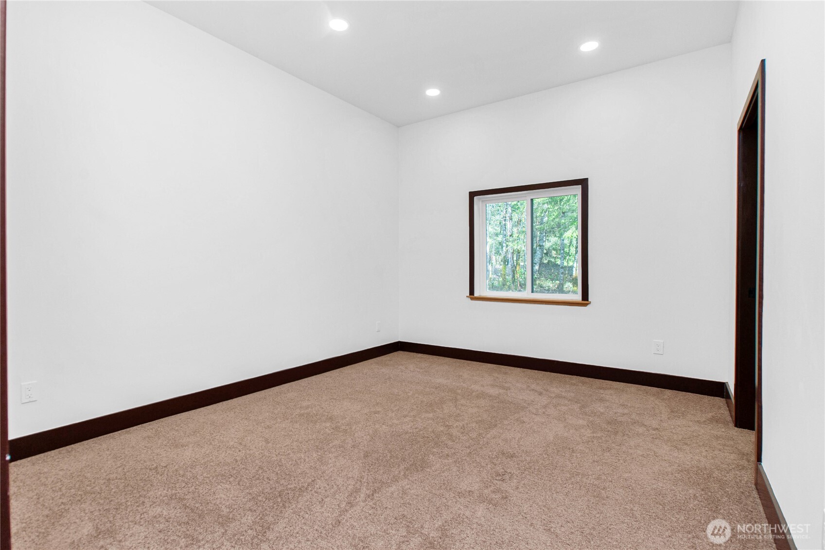 1232 Southwest J H Road Port Orchard, WA 98367 - Photo 23 of 26 Gallery Image 23