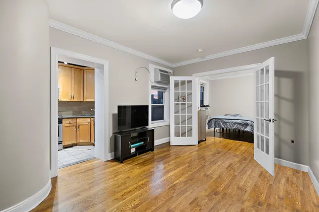 $2,000 | 151 Sip Avenue, Unit 35, Jersey City, NJ 07306