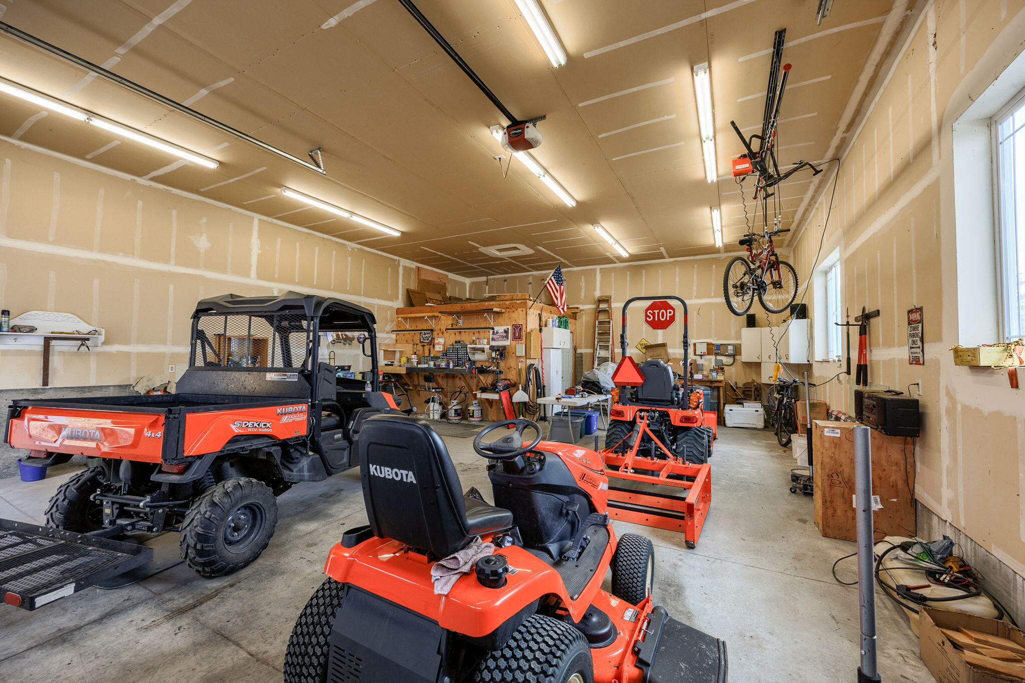 1011 Wren Ridge Drive Eagle Point, OR 97524 - Photo 84 of 89 RV Garage-Shop - Interior