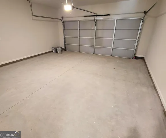 an empty room with a empty space