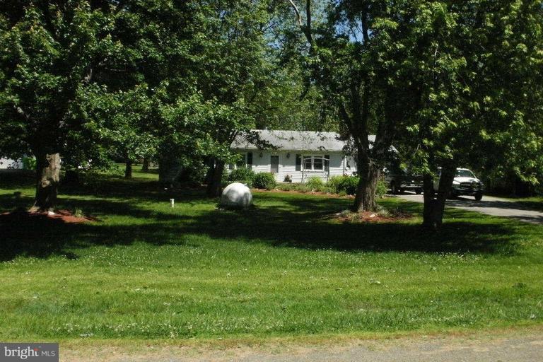 328 North Lake Road Stevensville, MD 21666 - Photo 1 of 1 Exterior (Front)