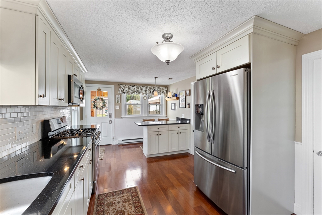 94 Morton Street West Springfield, MA 01089 - Photo 9 of 45 Gallery Image 9