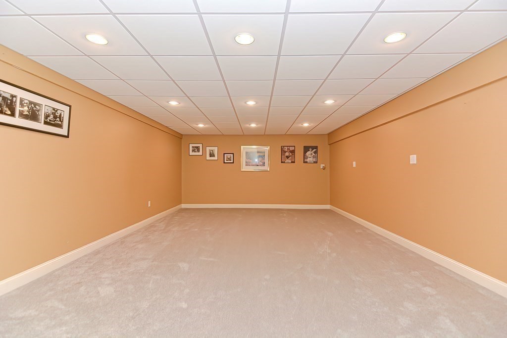 17 Elizabeth Road Hopkinton, MA 01748 - Photo 37 of 40 a view of an empty room