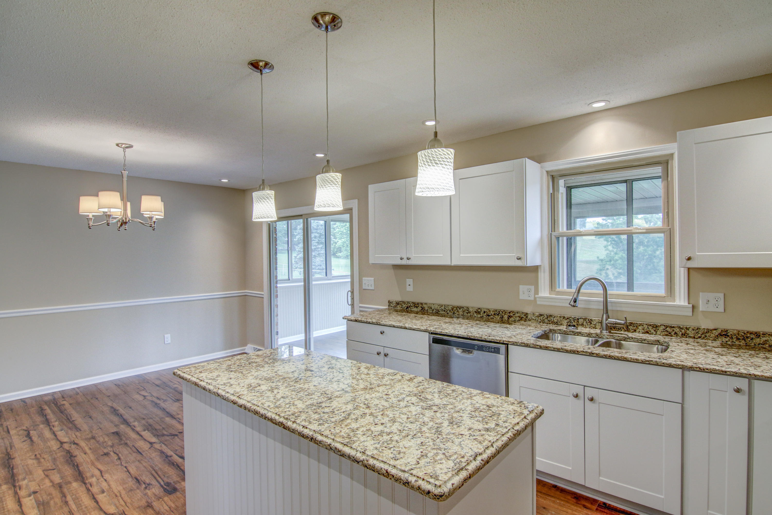 246 Carlton Road Bristol, TN 37620 - Photo 16 of 54 LP1A0571_2_3_4_5