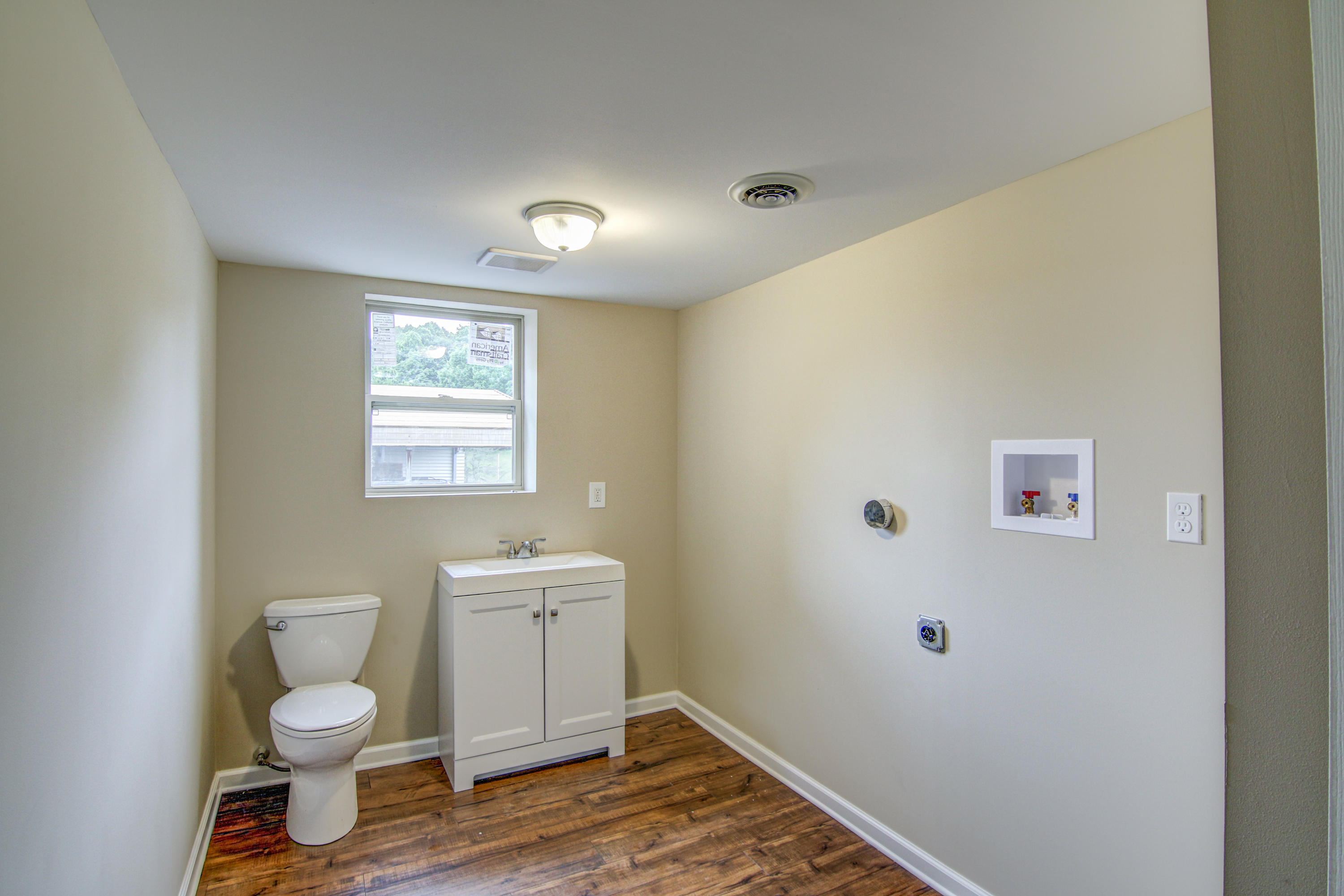 246 Carlton Road Bristol, TN 37620 - Photo 41 of 54 LP1A0726_27_28_29_30