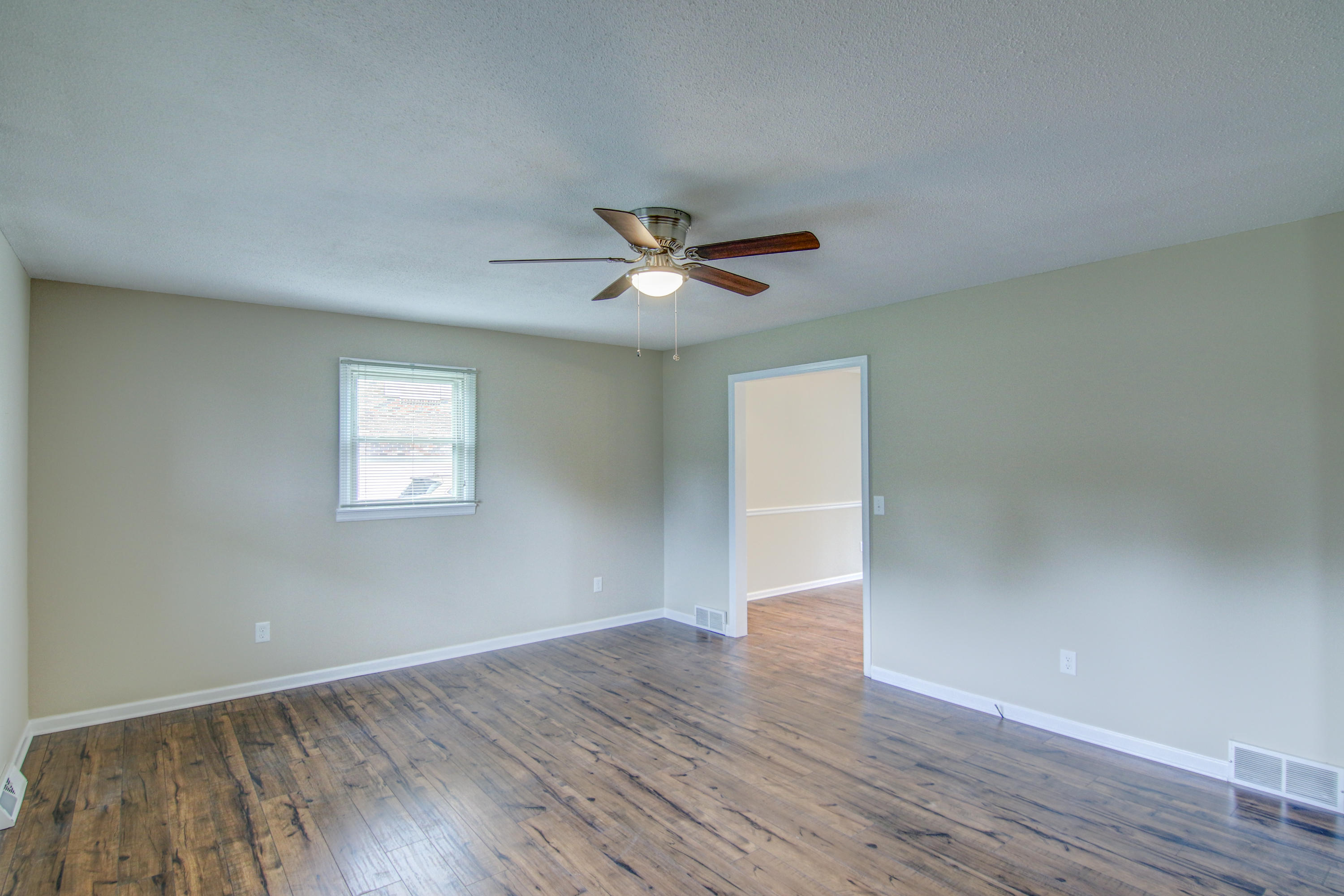 246 Carlton Road Bristol, TN 37620 - Photo 8 of 54 LP1A0531_2_3_4_5