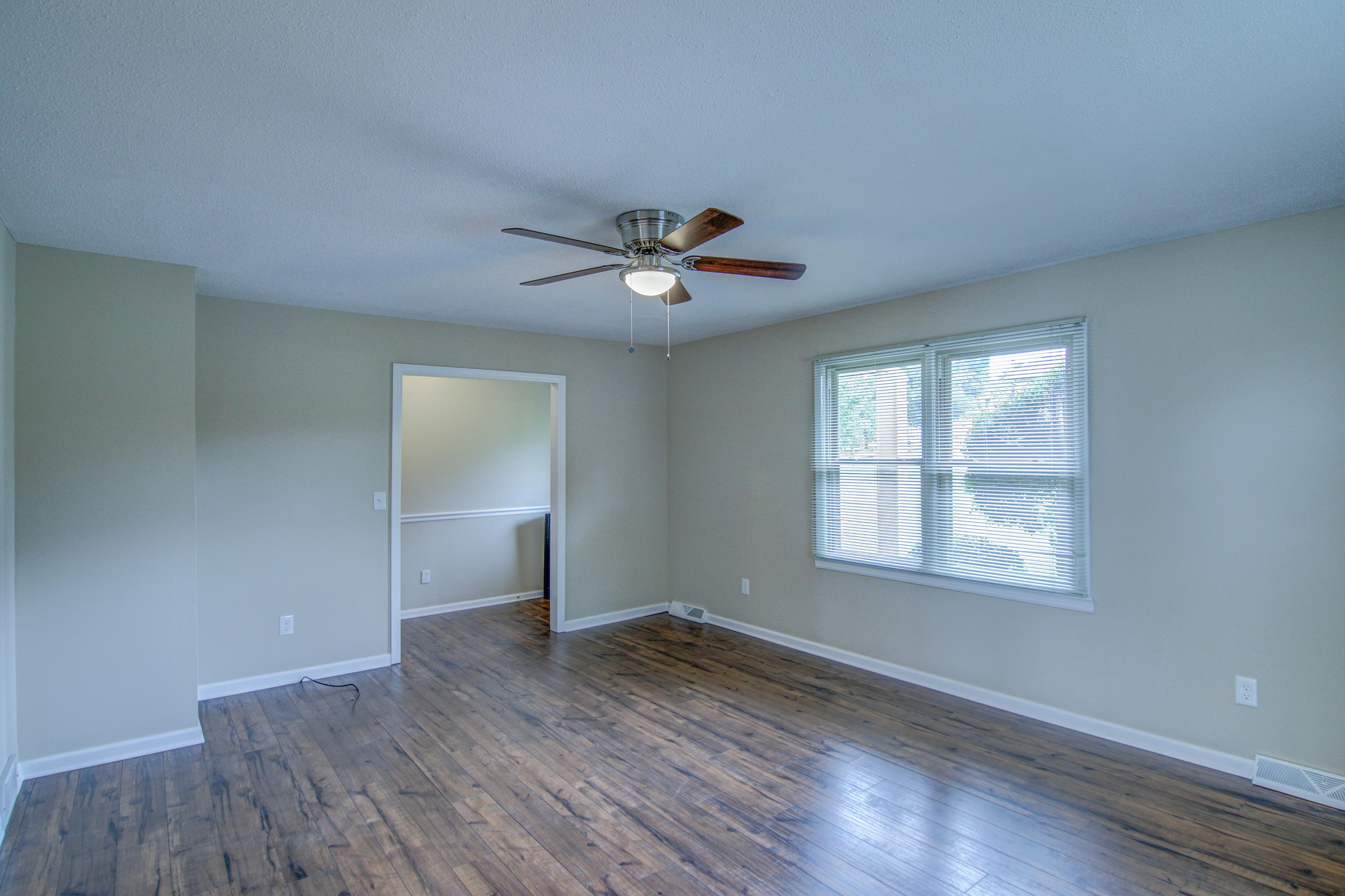 246 Carlton Road Bristol, TN 37620 - Photo 10 of 54 LP1A0541_2_3_4_5
