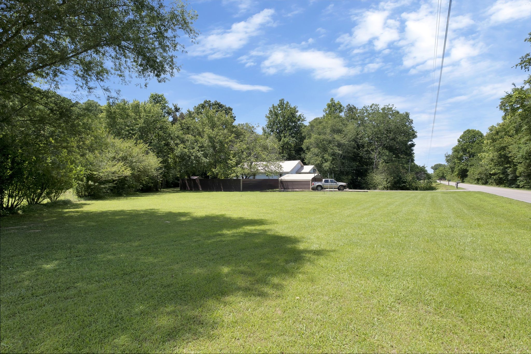 622 Longbranch Road Hohenwald, TN 38462 - Photo 4 of 32 Gallery Image 4