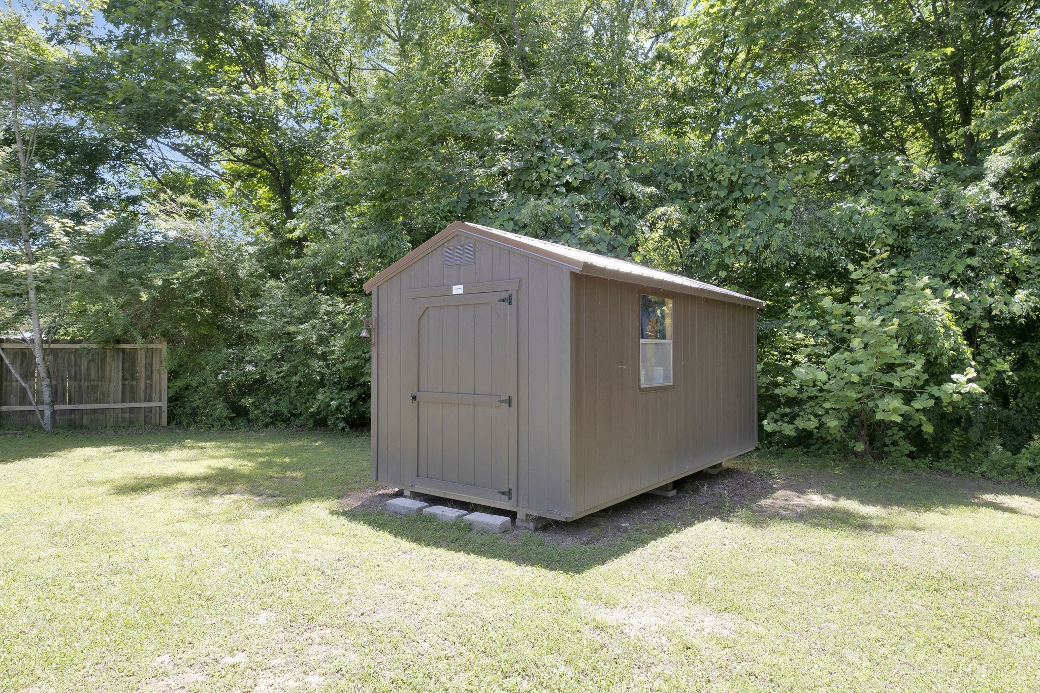 622 Longbranch Road Hohenwald, TN 38462 - Photo 5 of 32 Gallery Image 5
