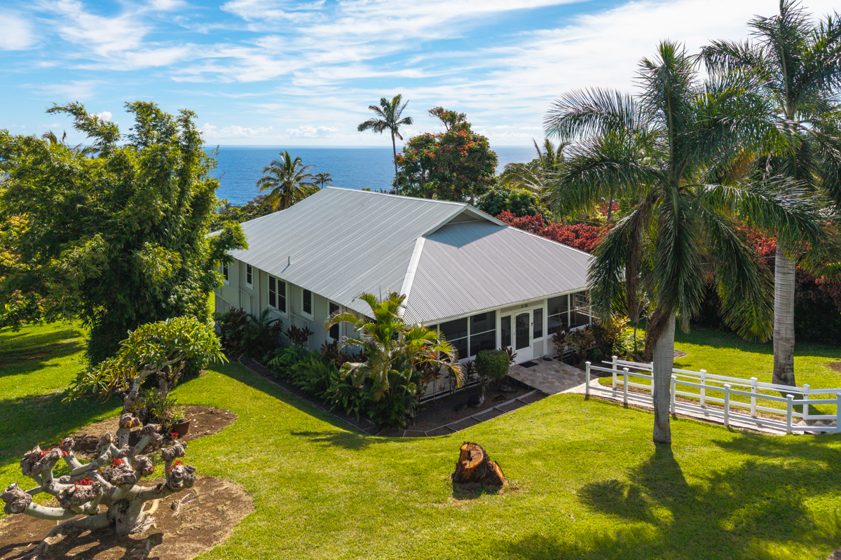 44-641 Hoolauna Loop Honokaa, HI 96727 - Photo 2 of 29