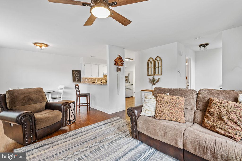 81 Whetstone Road Horsham, PA 19044 - Photo 5 of 21 Gallery Image 5