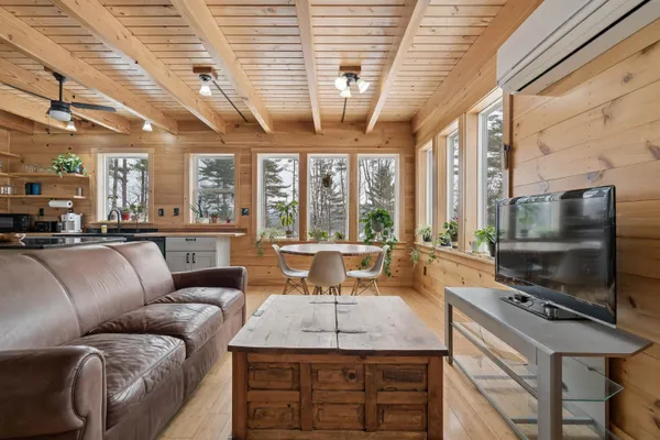$475,000 | 483 North Pleasant Street, Bradford, VT 05033