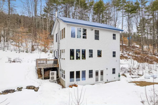 $475,000 | 483 North Pleasant Street, Bradford, VT 05033