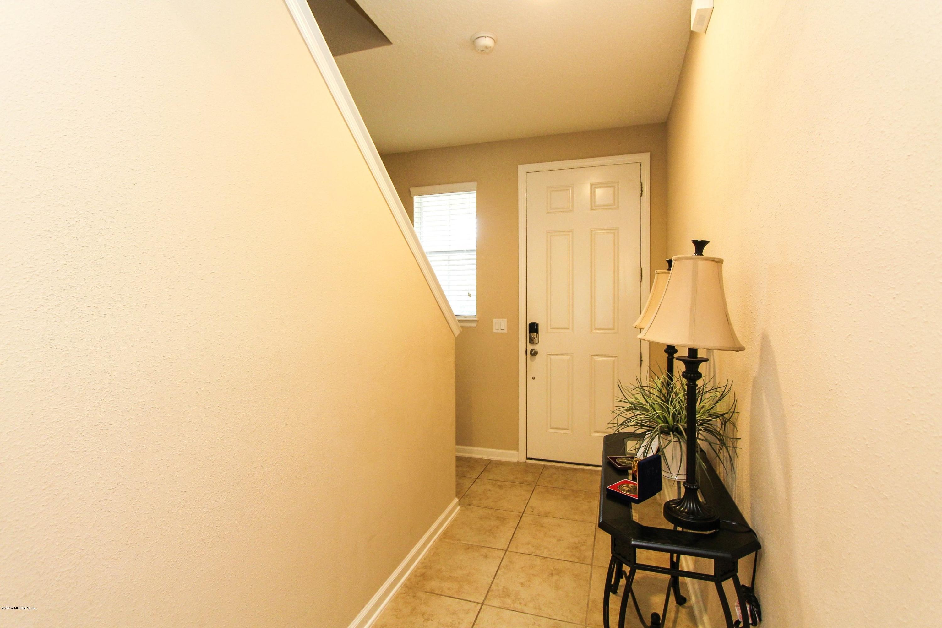 3850 Chasing Falls Road Orange Park, FL 32065 - Photo 4 of 32 Foyer