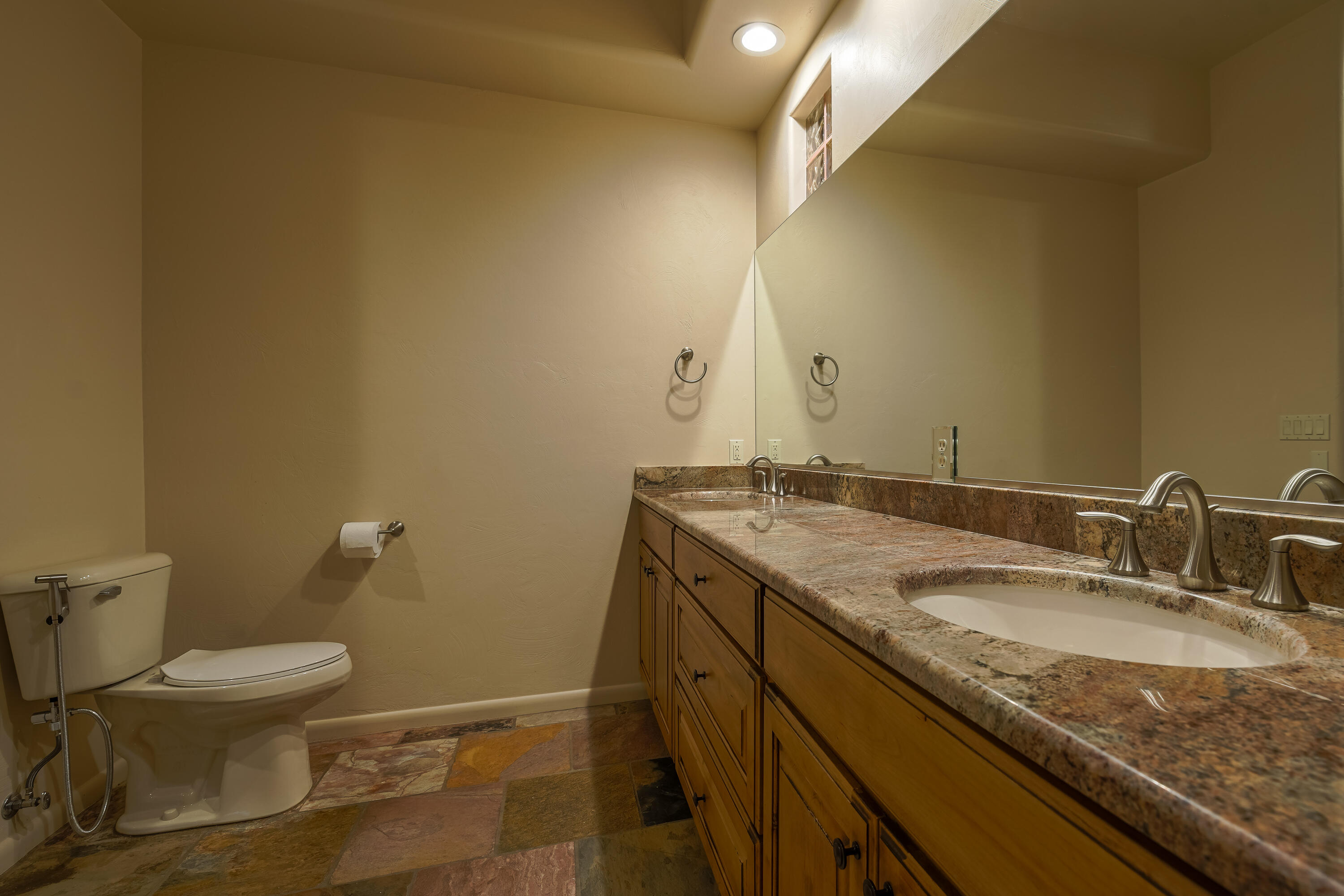 2410 West Entrada Trail, Unit 25 St. George, UT 84770 - Photo 26 of 45 Primary Bath