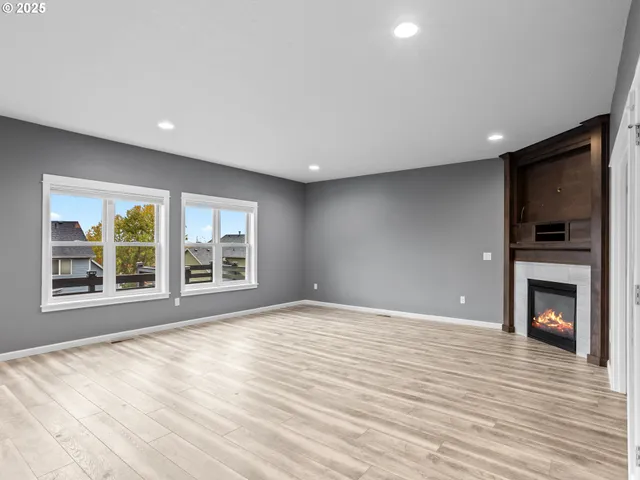 $669,000 | 310 Southwest Mount Adams Street, McMinnville, OR 97128