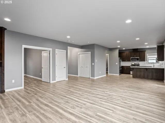 $669,000 | 310 Southwest Mount Adams Street, McMinnville, OR 97128