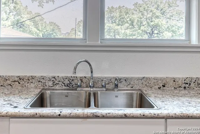 a close view of sink and tap