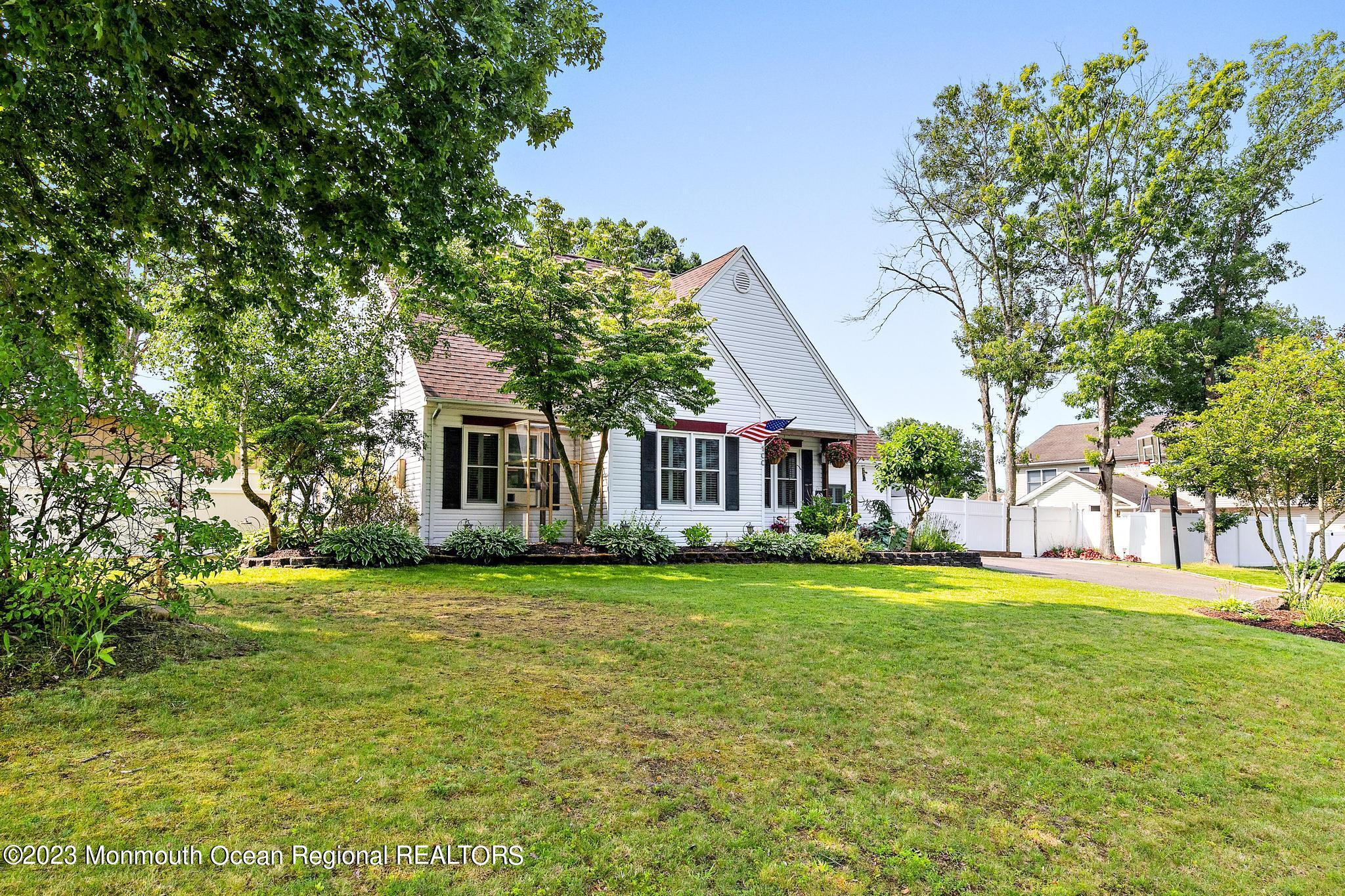 100 Knot Road Manahawkin, NJ 08050 - Photo 3 of 49 100Knot-1