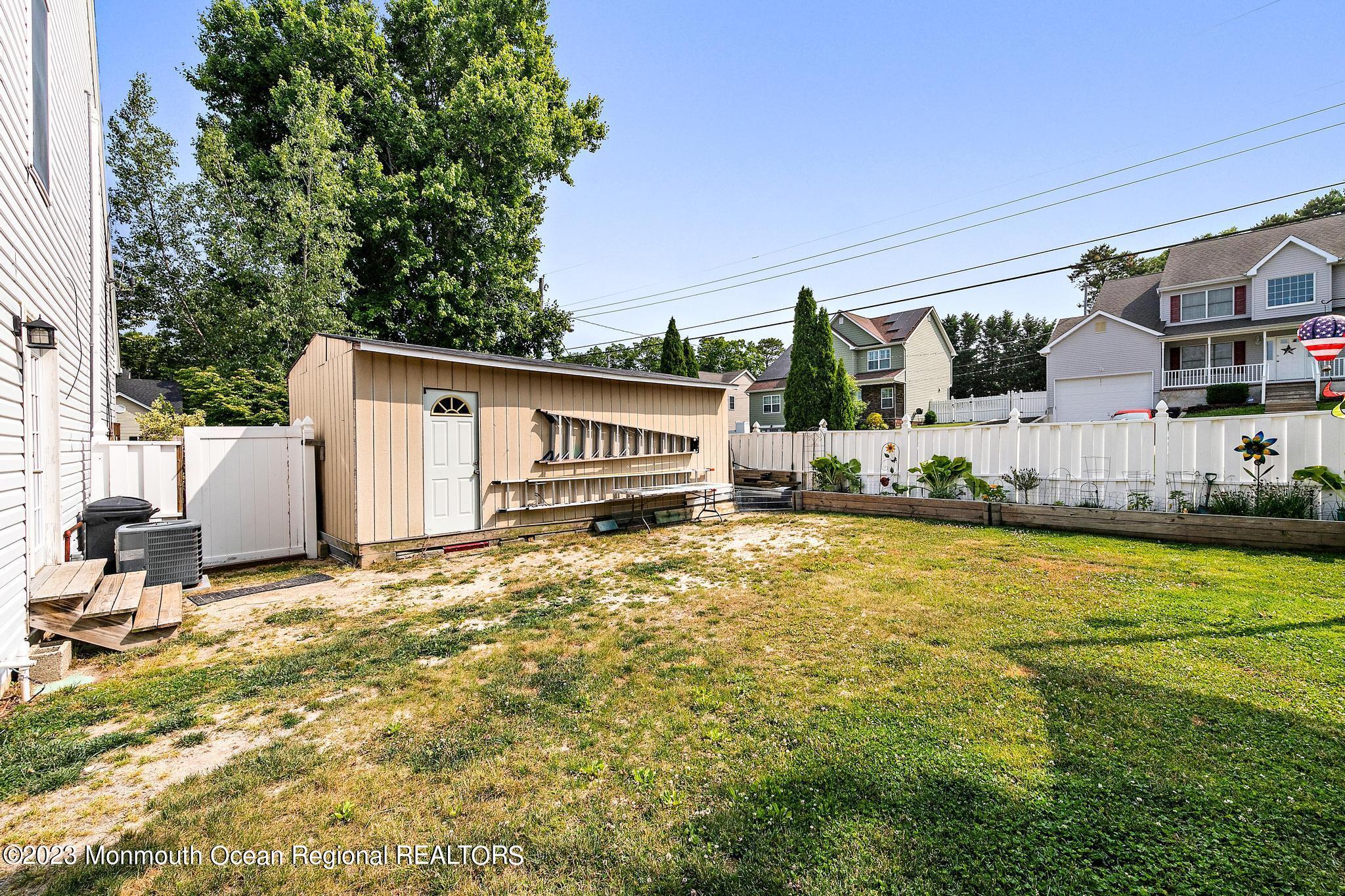 100 Knot Road Manahawkin, NJ 08050 - Photo 40 of 49 100Knot-48