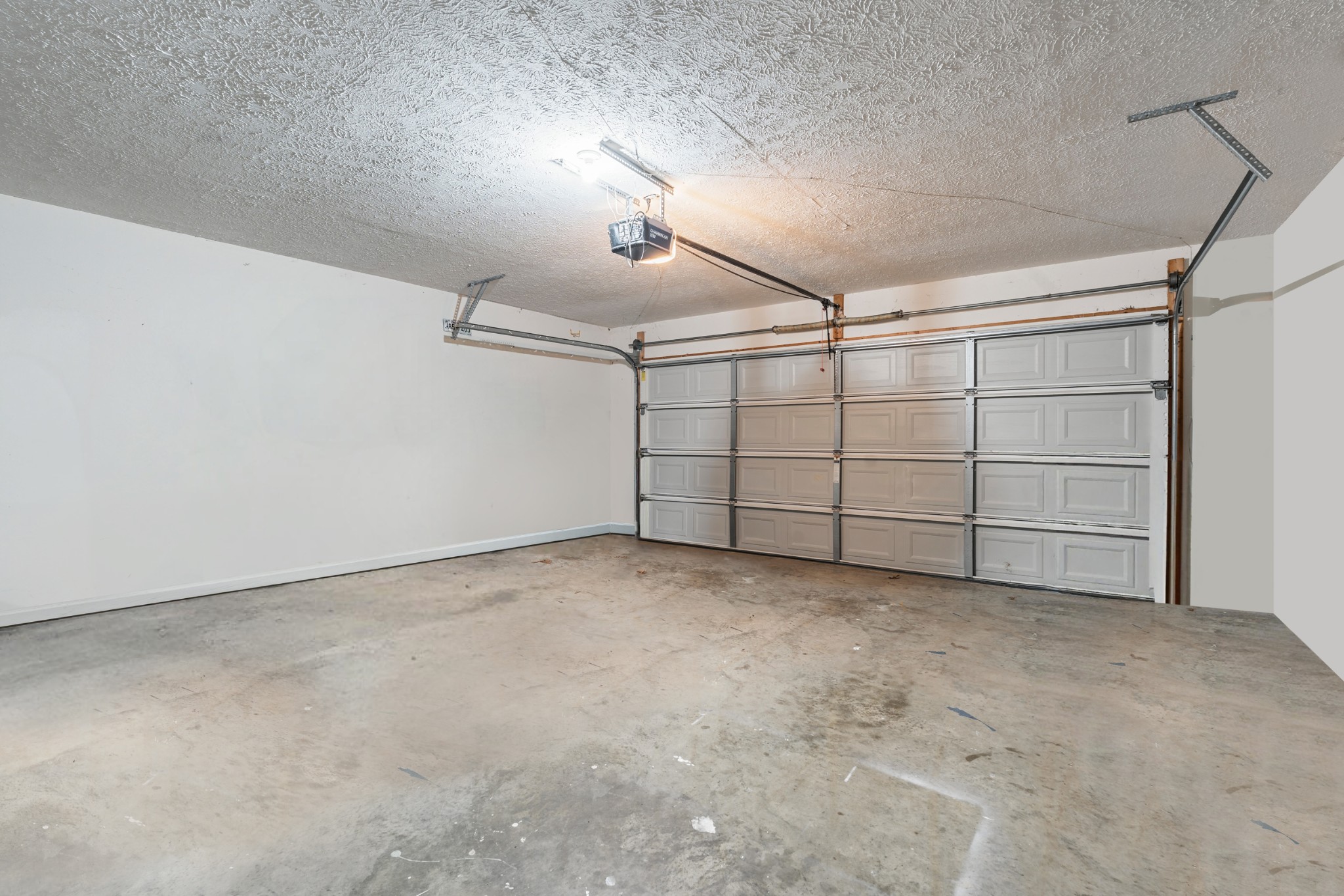 2213 New Port Drive Spring Hill, TN 37174 - Photo 22 of 32 a view of a garage