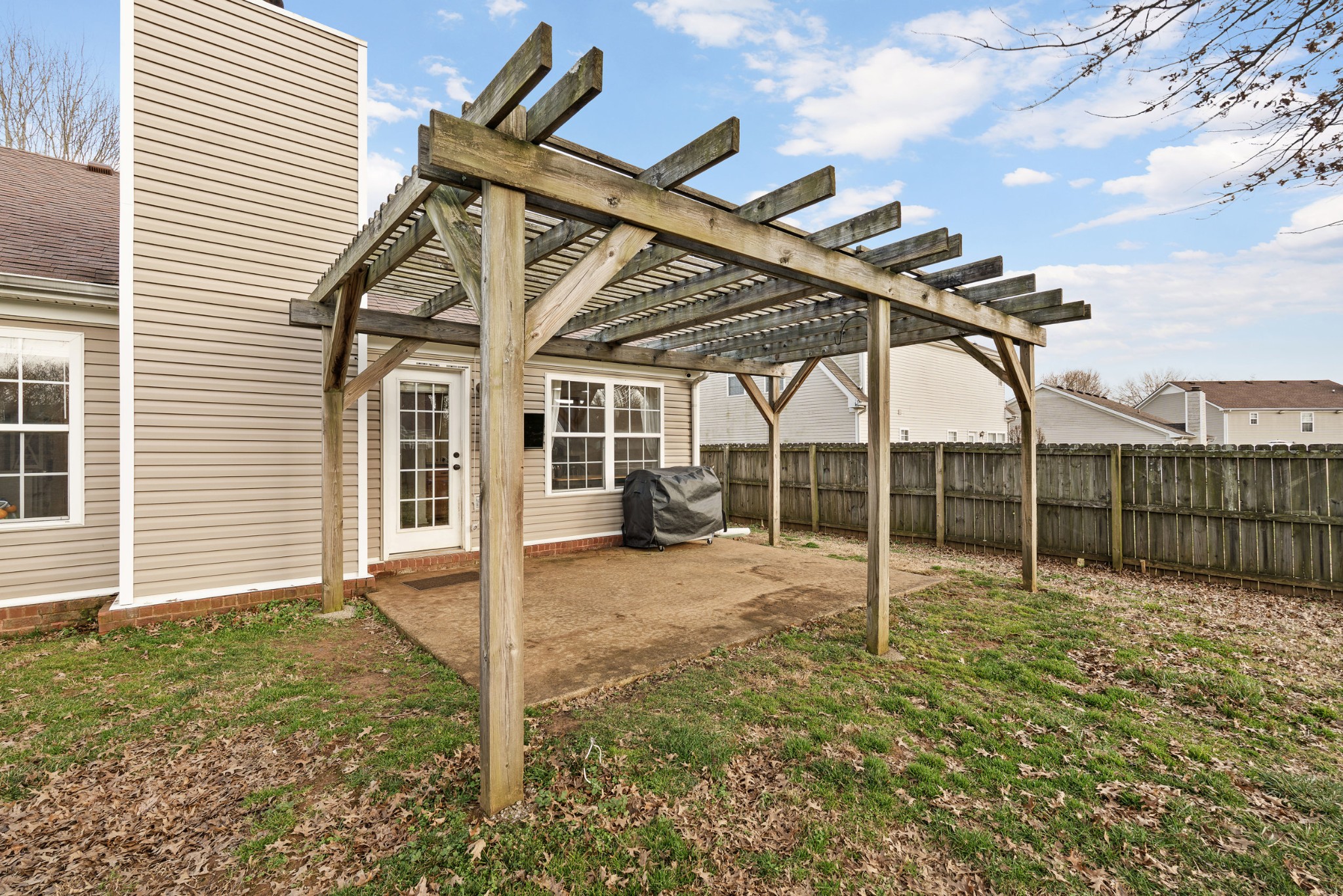 2213 New Port Drive Spring Hill, TN 37174 - Photo 24 of 32 a view of a backyard